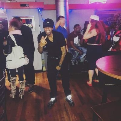 CB_BUENO's profile picture. #boss #headchef #baghunter... I do this