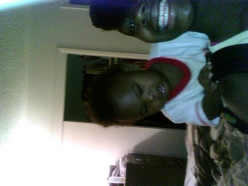 #TeamFollowBack ; #FREE TK hmmm ,  ; - p 15 , bessstfriendd [ DeeDee ) * muusikk , kaarmaaxx , waarmm daayzss , staarbuuck`ss , etc . 
aim mme RUDEEbuhttBOMBB