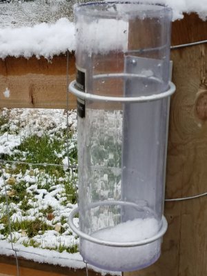 wildland fire meteorologist, former IMET, beekeeper and bluegrasser
Opinions are mine
#RockyMountains #FireWeather #citizenscience #CoCoRaHS
Nature=Beauty