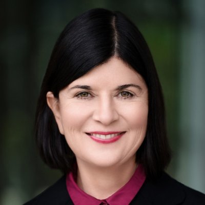 Lifelong educator champion. Believer in the promise of young people. CEO @CtrEdEcon. Former: Tchr., Supt., CSSO, NFP leader @gatesfoundation & @NatGeoEducation.