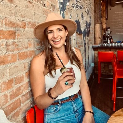 📍Cle, OH • Impatient Optimist • Inclusion Advocate • Taco Bell Enthusiast • 💌 ☀️