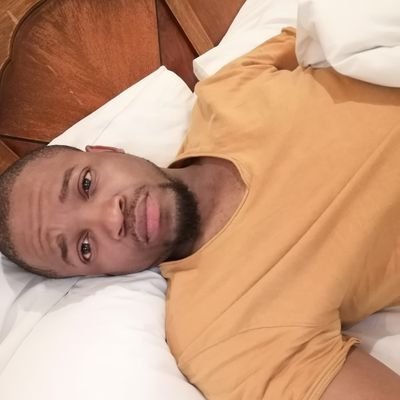 bonga_mkrozwana's profile picture. ❤⚽A soccer fanatic⚽❤
❤Family❤
❤💀Orlando Pirates💀❤
❤🇪🇸Real Madrid🇪🇸❤
✋Bae🚫⛔✋