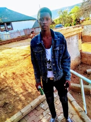 MawelaRmk's profile picture. dream big don't dream small