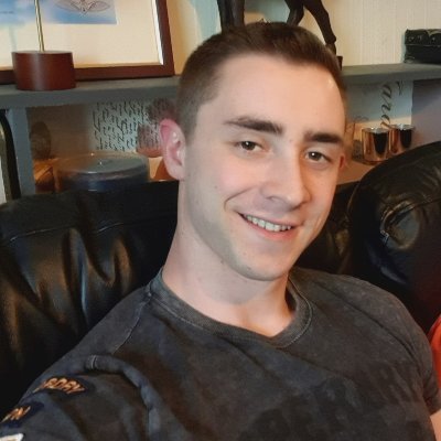 YDdraigGoch3's profile picture. Want to see something awesome? then follow me