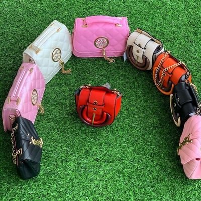 Joyce06853370's profile picture. friendly