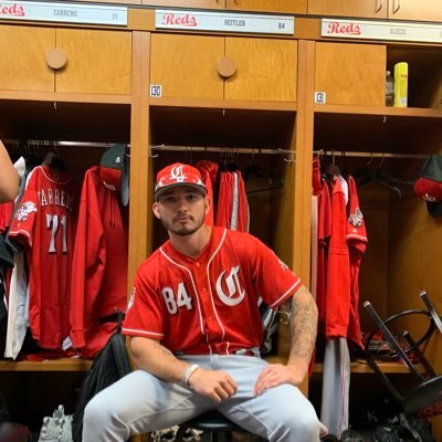 Former Pro baseball player⚾️ instagram-_cory23