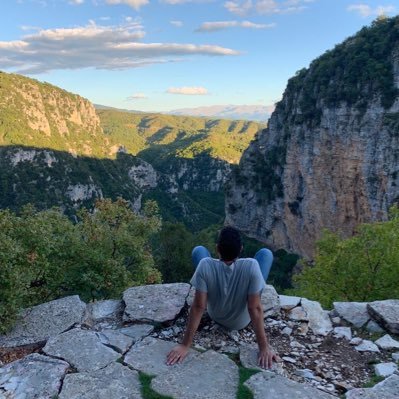 ElyahuHezi's profile picture. lifetime student