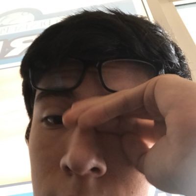 sebus189's profile picture. wow he/him/his