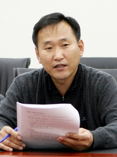방송통신위원회재직
현재 행정부공무원노동조합 위원장