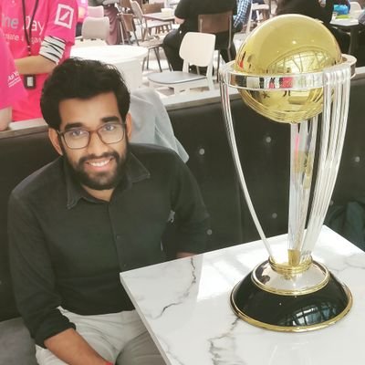 arka21thesun's profile picture. 