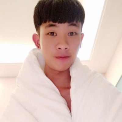 kevinxsoon's profile picture. Hey bin Chinese und lebe in Deutschland 🇩🇪 ich bin Gay 👬Wohne in Bargteheide in Schleswig-Holstein bin 19 Jahre alt 😉 sexualle bin ich aktiv/passiv