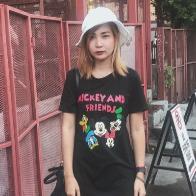 tetetemtem's profile picture. keep yourself educated 👩🏻‍🎓