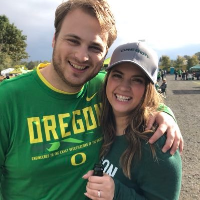 Words guy in a numbers room; numbers guy in a words room | I used to wear aprons at @OregonMBB games, now I just wear them for holidays and tailgates | he/him