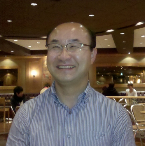 공학박사,
한국 LUG 부회장,
M & Q 코치,
교사,
Linuxer