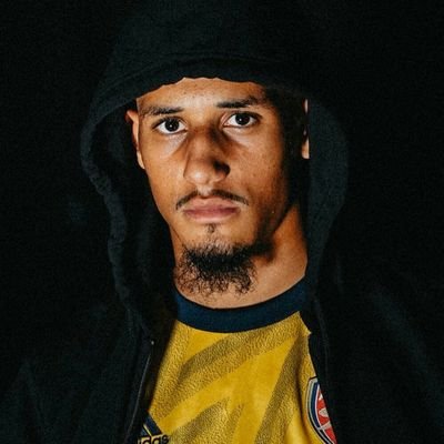 Humble enough to recognise what I got, hungry enough to know what I can achieve. 
Passionate abt computer security and analytics, And A GUNNER FOR LIFE