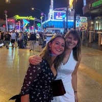 Tess & Sadie (@tess_sadie) 's Twitter Profile