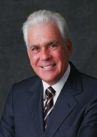 Dr. Bruce G. Fagel is an attorney and physician who represents plaintiffs in exclusively medical malpractice cases. Founder of Dr. Bruce G. Fagel & Associates