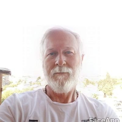 zChikhra's profile picture. 