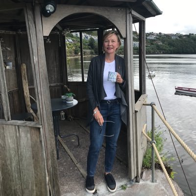 Sr. Director of Product Management for Mobile Cloud Service @Oracle. Hiking Ireland and Wales and testing programmable fabric define 2019