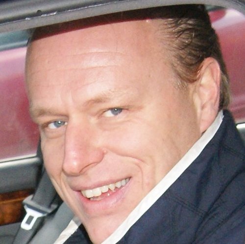 Hendrikseven's profile picture. Life Live to the absolute max I'm doing it so why don't you...