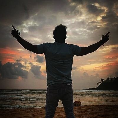 ashwin32's profile picture. 