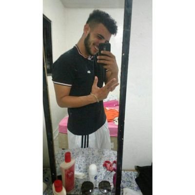 LoCouto5's profile picture. 