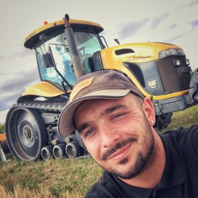 Agriculteur sud Vendée dans le céréale et le melon. passioné de drône le lien de ma chaîne YouTube se trouve en description INSTAGRAM: @AGRI FRANCE CONNECT