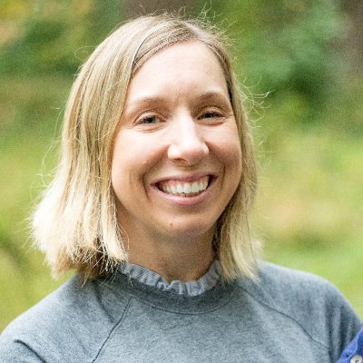 irishlibrarian's profile picture. Mommy. Librarian. Writer.