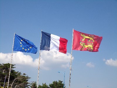 We are a group of mostly British residents in Normandy who will be demonstrating against Brexit in Granvllle on Saturday 19th October