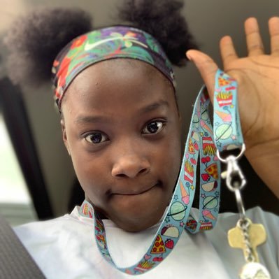 Student athlete 👩🏽🎓. Class of 2024 🚀🚀🚀. Female baller 🤑🥶 College bond 🐐🦍🌎