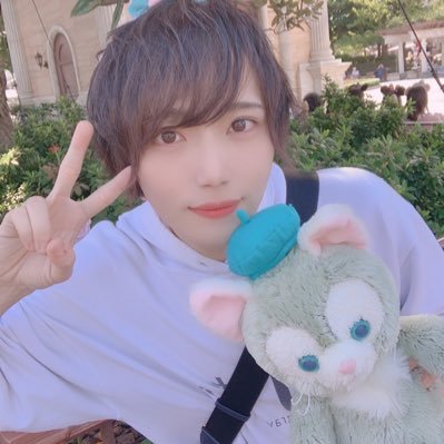 Qeooei's profile picture. ⊹ ⊹ ⊹ ⊹ ⊹ ⊹ ⊹