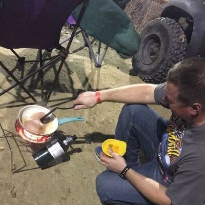 Holtamainia's profile picture. The Official Twitter account of Justin Holt! FSU grad. Has Been, Never Was. I know @AmberKenseth
