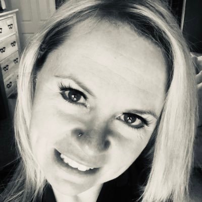 Independent HR Consultant, exDental, with a passion for everything people related. Suicide survivor. Anxiety sufferer. Mental health advocate. #BeKind