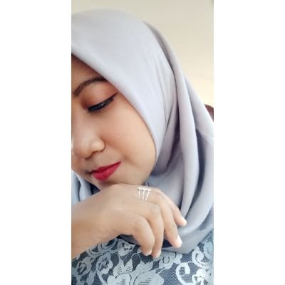 part of @MMiiyoung 😣 lupa psswd || https://t.co/KbTFcPdZC9,KL || Poltekkes Kemenkes Surabaya'17 || 💜 fav || ilhamia c.y 😽
