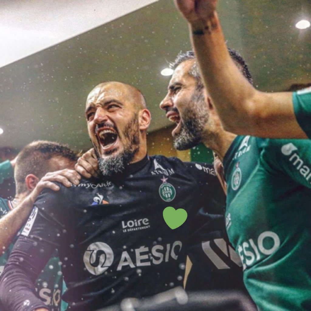 dmolliere21's profile picture. SHALALALALA Oh Saint Étienne 💚. 😍Fans de JESSY Looping💚. Et Fans de mon emblématique capitaine Loïc Perrin 💚