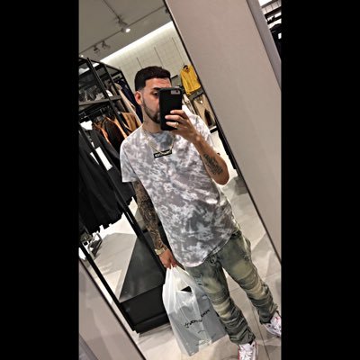 New twitter: 🐦follow me 🔌 Tha Realest 💯🍾 💲elf Made 🚫