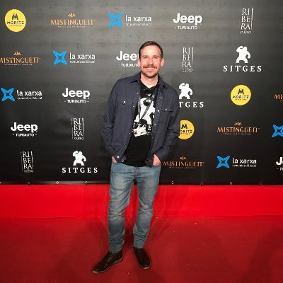 Texan Filmmaker ~ @sempremovie played @danceswithfilms! @GoBackMovie screened @sitgesfestival! New horror short @eeohtoh_movie coming to @HollyShorts on Aug 11!