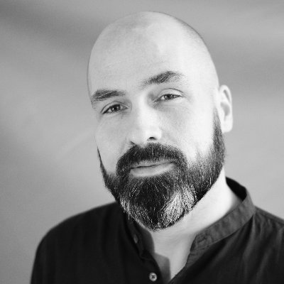 submental's profile picture. Passionate about Games, VR, Tech, UI UX / Father of 3 / Opinions and posts are my own