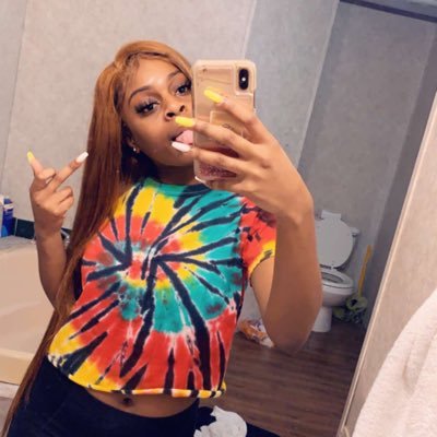 YourFavorite 😘💖 Strictly About Whatever 😝 AMOSC: @lit.deehgeeh 😘 just a PRETTY GiRl w/ real nigga tendencies 😝Facebook: LoveeDestinyy 🖤