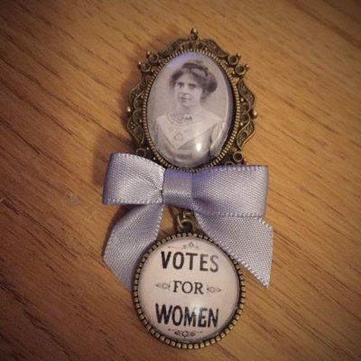 veeacc's profile picture. #wearyourpolitics   We love jewellery, politics & honouring bad ass women 💪🏻 See our amazing range at: https://t.co/ldPMgGMluU