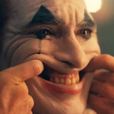 mado20099720141's profile picture. ‏‏نخشَى الاعتراف أحَيانا..!بما يدور داخلنا ,,,وَحدها وَسائدنا وَأوراقُنا..تَعرف ذَلك ,,!!