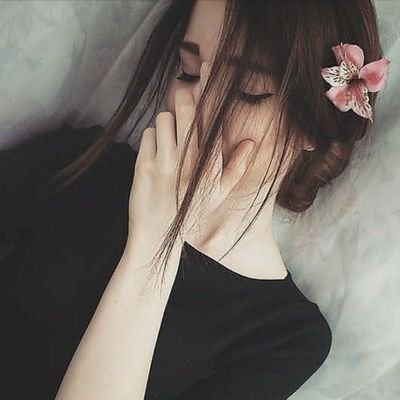 ‏دُنيا زائلة فكُن لطيفًا.