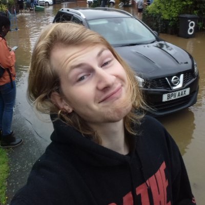 KrazyKap1's profile picture. Kiwi in the UK  🇳🇿🇬🇧
I build custom electric guitars