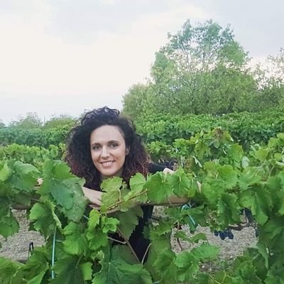 lucia_telesca's profile picture. #Sommelier Ais & Donna del Vino | Wine Writer & Storyteller | Digital Marketing & Social Media | #womaninwine #wine #winelover 
IG https://t.co/5DNWppUbkX
