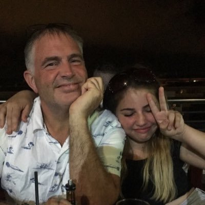 Co-director @ Dorset Communications... Loves cooking healthy food, old school tunes, interesting chat, animals, comedy, travel and my SGC bass, despair @ idiots
