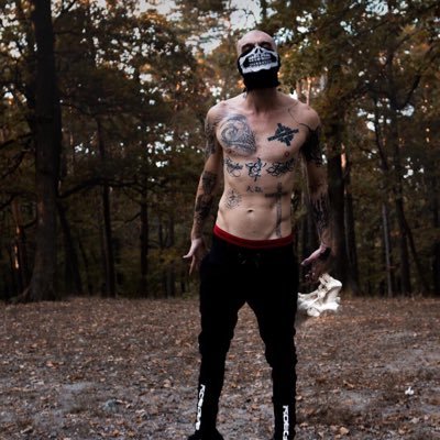 artist/actor/trueschool rap/hip-hop/raper/FantomRebelFilms/NosferatuRecords/clip-movie maker/photographer/writter/mma fighter/ehw/beatmaker