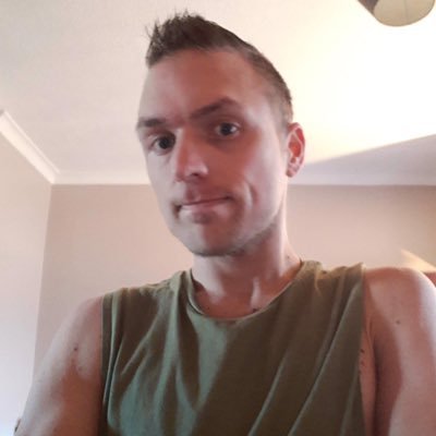 TimLees17's profile picture. 