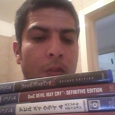 Saludos Soy normal hola a todos soy sergio soy fan de street fighter y yo e creado mucho los logros de street fighter por la internet y soy amigo de la empresa