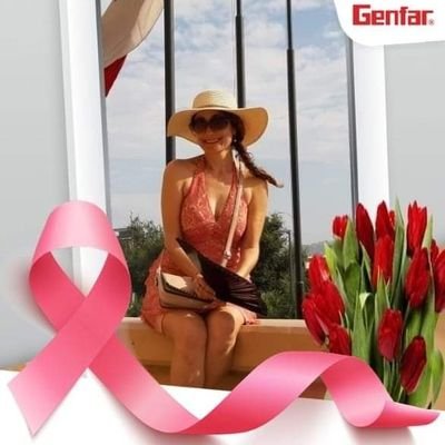Soy sencilla, creo en las personas y en su potencial humano. Creo que todos tenemos mucho amor para dar. En busca de la grandeza en todos sentidos.