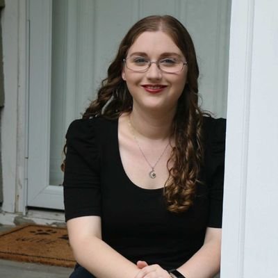 Ashley8Chem's profile picture. PhD in chemistry from Rutgers University in ssNMR, currently learning Cryo-EM at RCNF
She/her